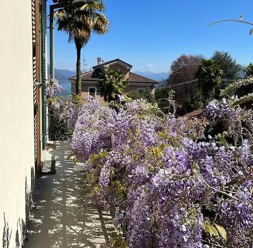 Holiday home Charming Giancarla